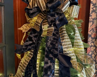 The Amaya Black & Gold Velvet Christmas Tree Topper Bow, long streamer bow, big tree bow, bow for wreath, traditional christmas tree bow
