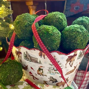Preserved Moss Greenery Ball Pack Of Six, farmhouse mantle decor, greenery sphere urn filler, wreath making supply, Craft supply