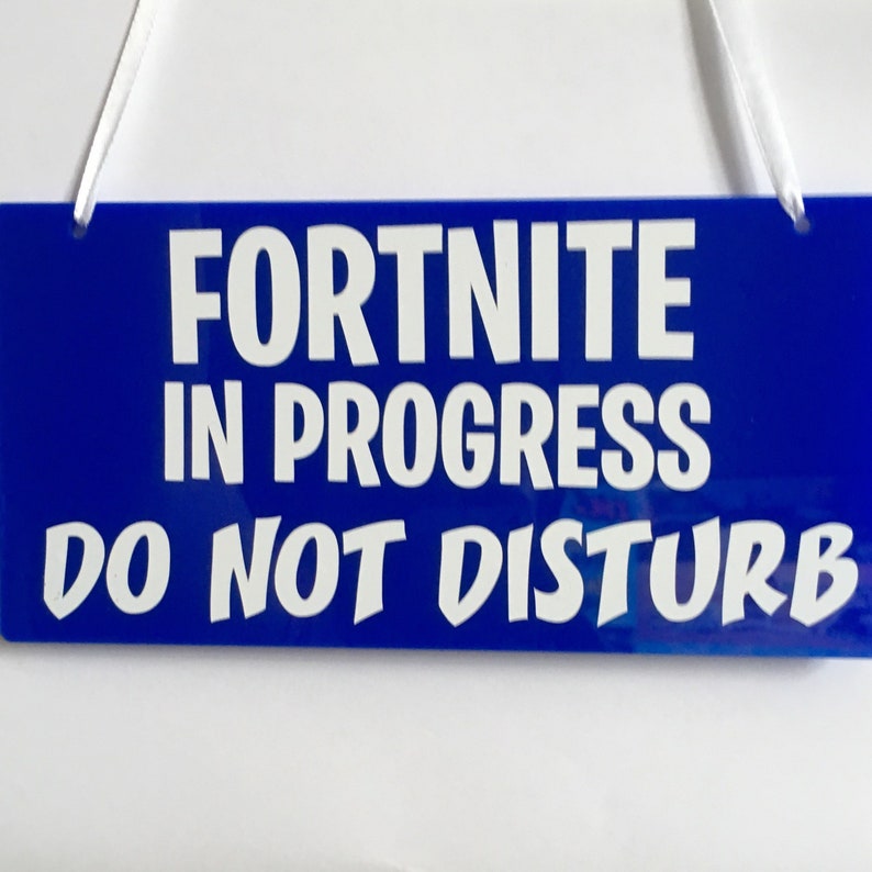 image 0 - fortnite hanging