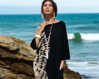 Handmade Boho Tie-Dye Tunic – Galaxy in Crescent Moon | Plus Size Black Cotton Caftan Top, Festival Artwear for Free-Spirited Women