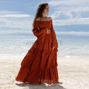 Off-shoulder boho-trouwjurk: gelaagde katoenen maxi - Lucia