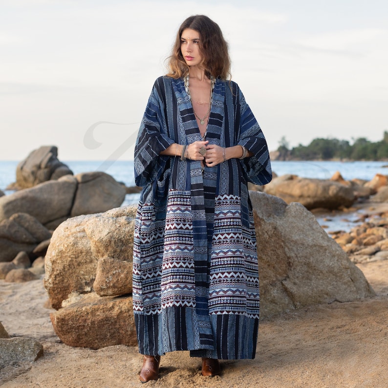 Plussize Handwoven Cotton Kimono Robe in Sapphire Depths