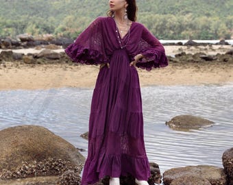 Caftán de encaje amatista: Vestido de novia bohemio para una boda de destino - Beata