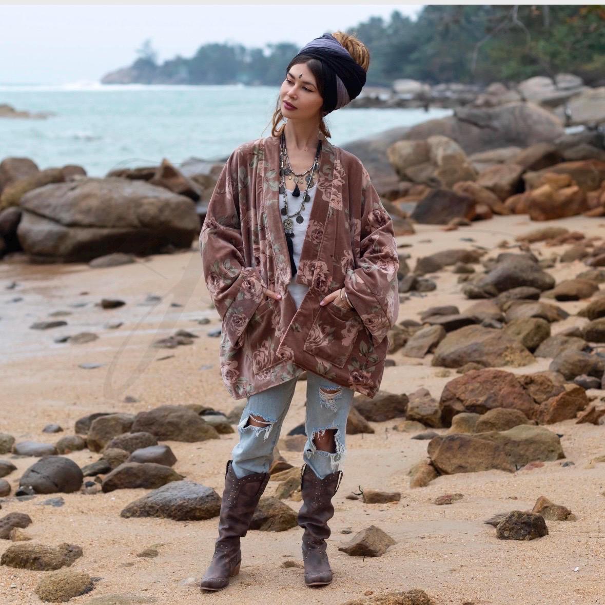 Luxury Velvet Robe Kimono Jacket – Boho Chic Floral Layer Luxury Velvet Robe Kimono Jacket – Boho Chic Floral Layer
