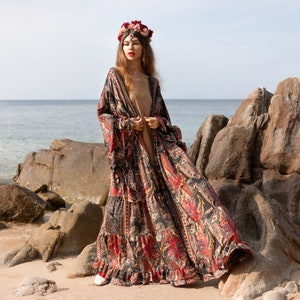 Cara Kimono- Silky Sophistication: A Boho-Chic Duster, Ideal for Parties, Lounging, and Beach Escapes, Perfect for Memorable Photoshoot!