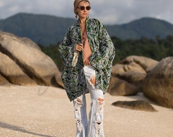 Plus Size Velvet Short Kimono Duster – Silver Sage Boho Floral Jacket | Mei