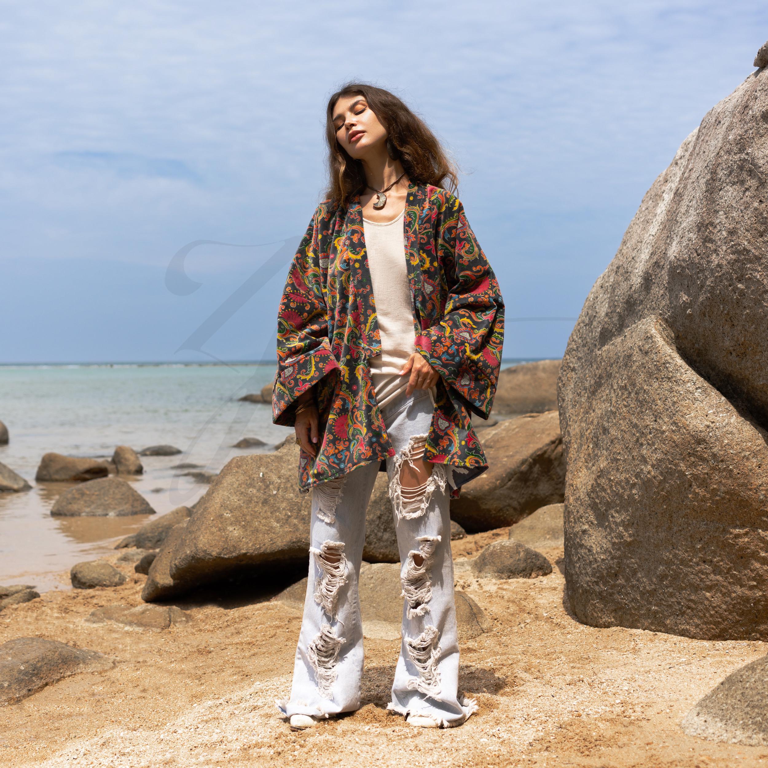 Plus Size Velvet Kimono Jacket: Golden Wreath Boho Fashion - Mei