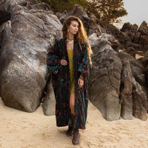 Floral Velvet Kimono Coat: Renaissance Boho Cotton Duster - Mai