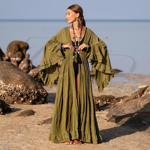 Kimono de algodón y cáñamo de talla grande – Bata bohemia de color oliva salvaje / Kara