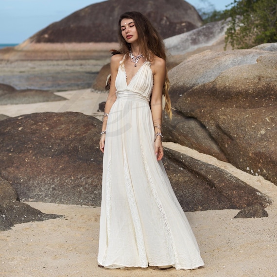 Boho Lace Wedding Dress: Cotton Bridal Gown, Deep V Halter - Saraphina -  Etsy Israel