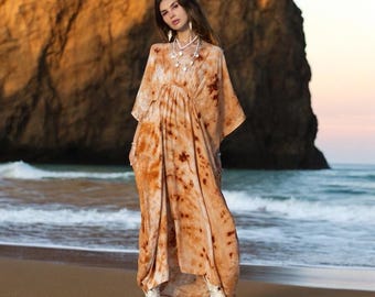 Vestido caftán bohemio de rayón con lazo: largo color arcilla del desierto, talla grande - Cosmic Drift