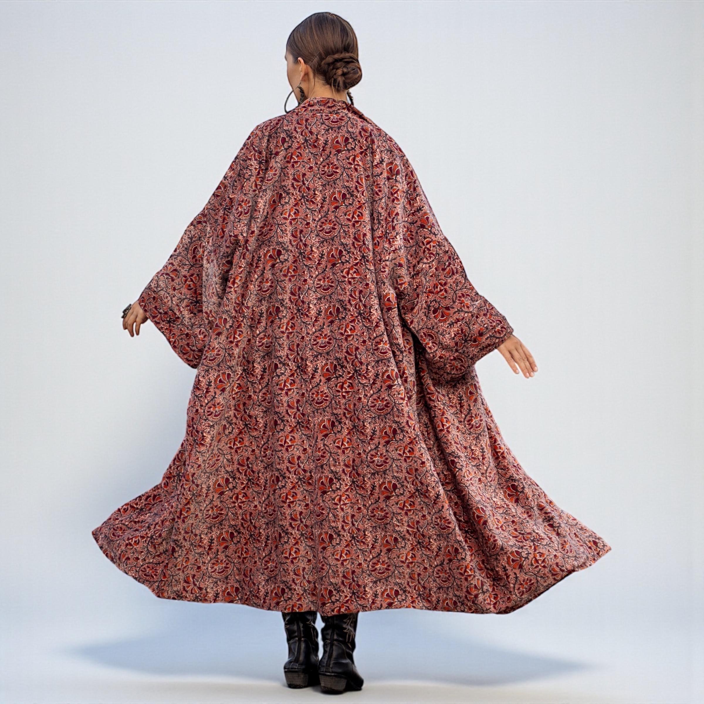 BOHO CHIC 異素材サテンツイード花柄ジャケット ゆったり ロマンティック The Mai Velvet Duster in Earthy Rose – Floral Boho Kimono Jacket