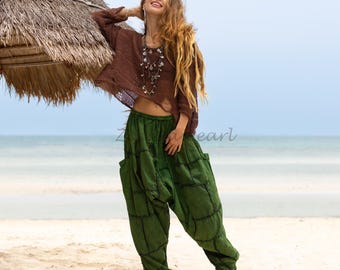 Forest Green Boho Patchwork Harem Pants – Comfy Cotton Festival Wear Spiritu