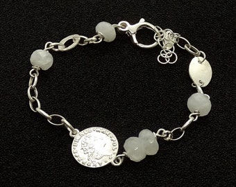 Mondstein Silber Armband, eleganter weißer Schmuck, ausdrucksstarker exquisiter Schmuck, geschmackvolles Geschenk für sie, Sterling Silber Kettenarmband