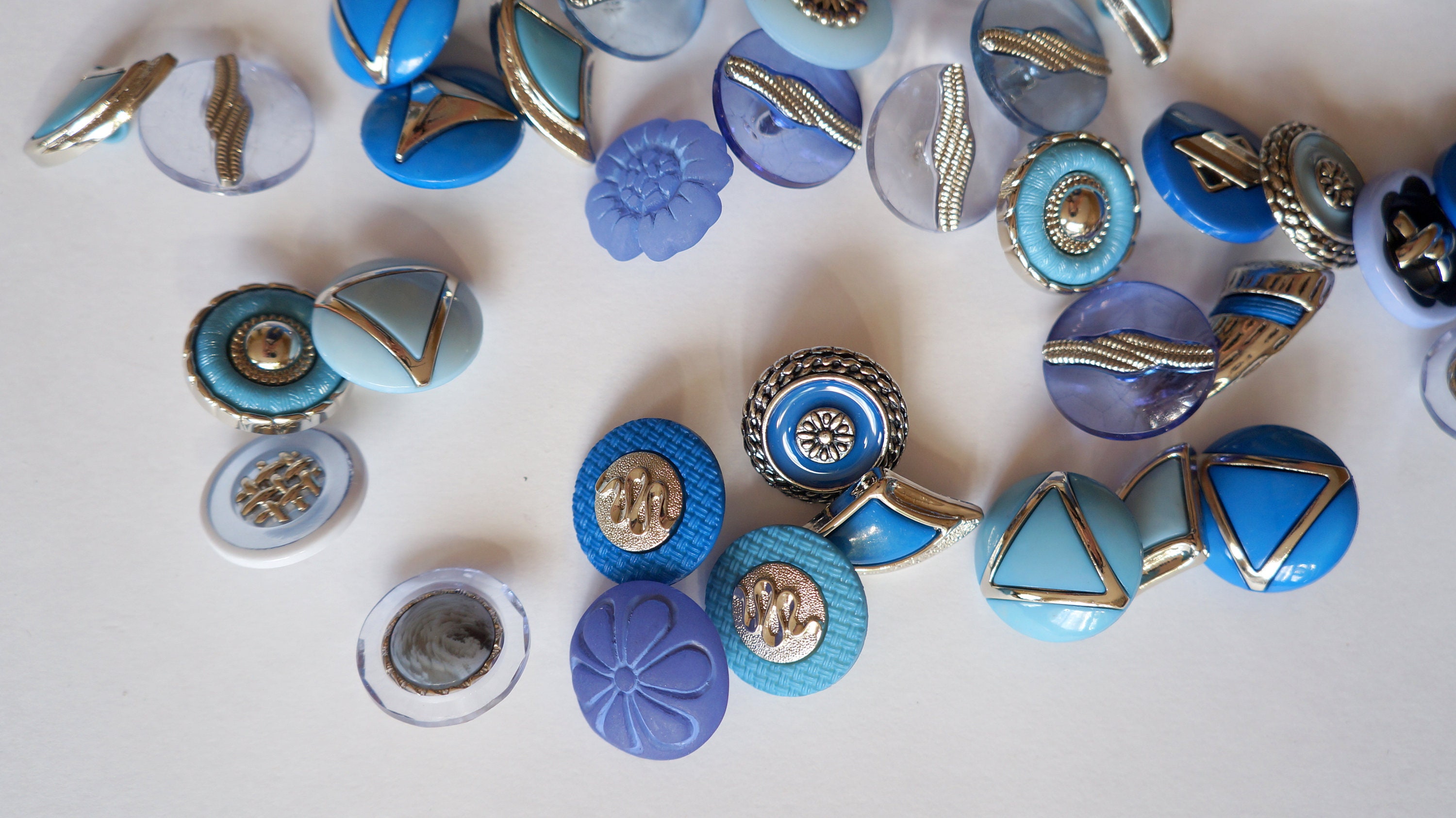 Decorative Buttons Set Blue Tone 65 Pieces Mix Colored Buttons Etsy