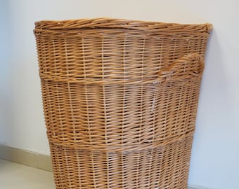 Large Wicker Laundry Basket with Lid - Handmade Natural Eco Hamper, Space-Saving Wall Design, Bathroom Bedroom Storage
