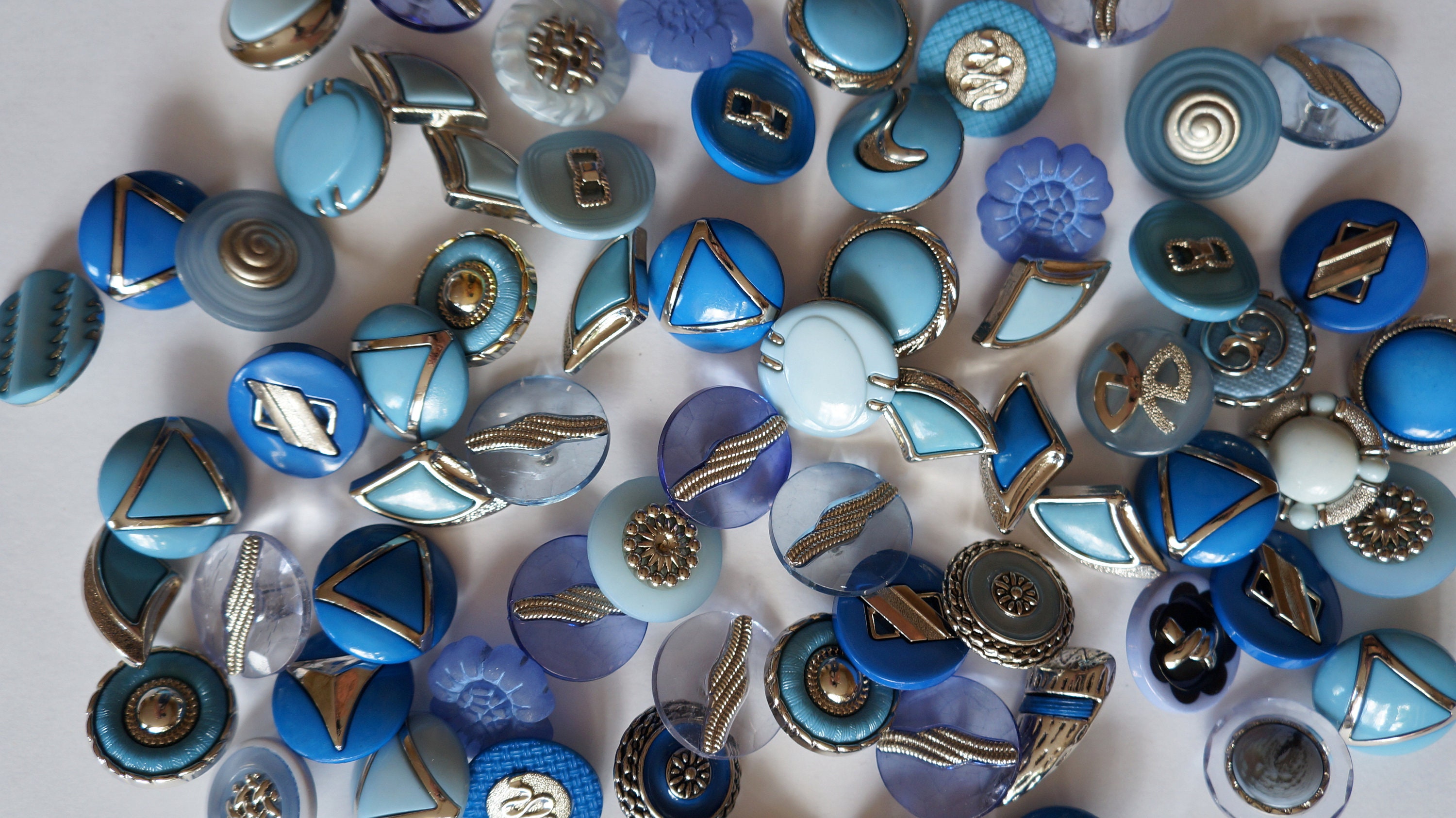 Decorative Buttons Set Blue Tone 65 Pieces Mix Colored Buttons Etsy