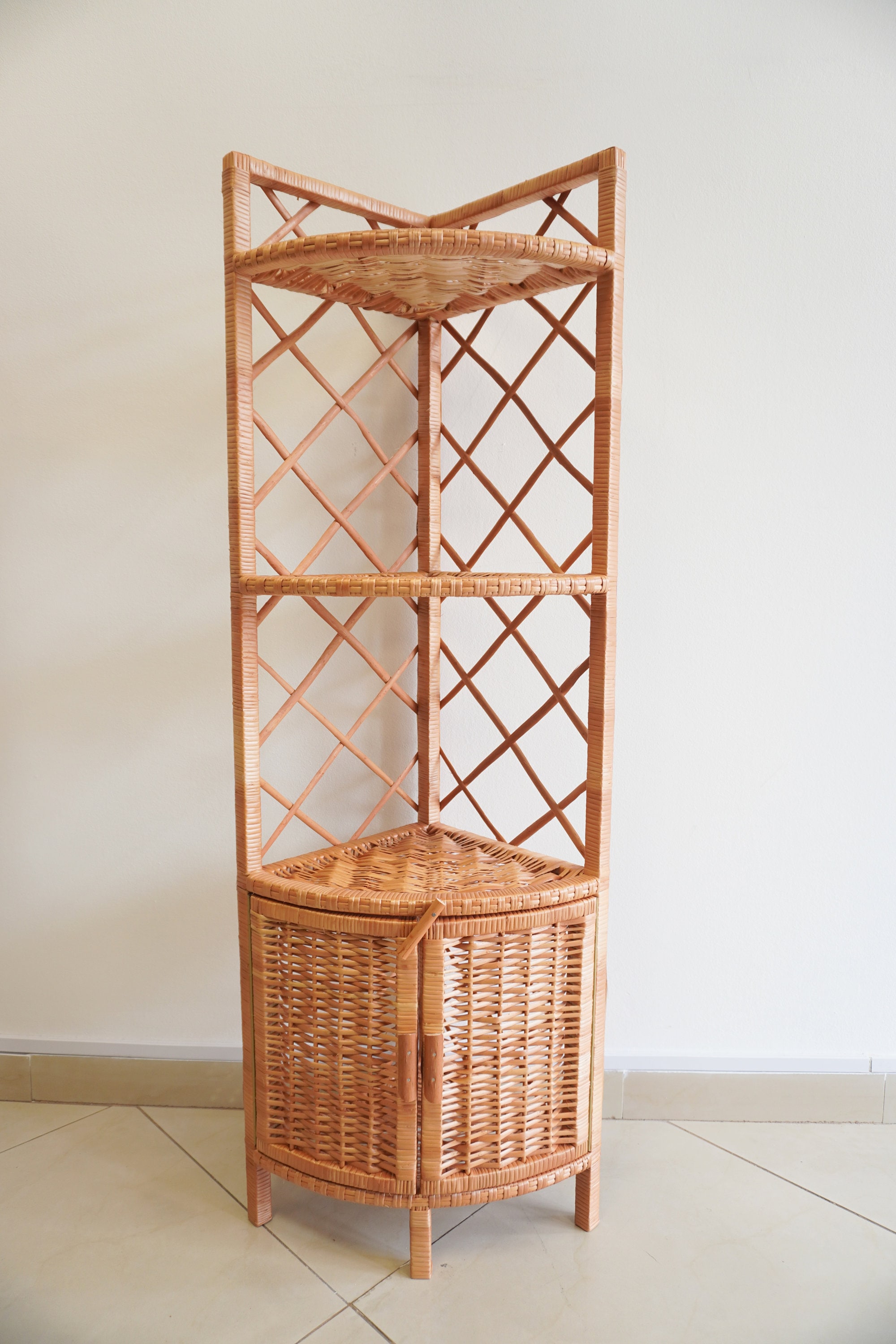 Libreria Angolare NHZ In Legno 4 Livelli – Colore Marrone – Scaffale Per Piante E Libri