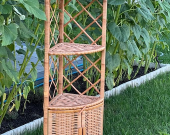 Ready-to-Use Wicker Corner Cabinet – Handmade Rattan Shelf Unit with Door – Rustic Boho Storage – Medium Size – Polish Woven Furniture