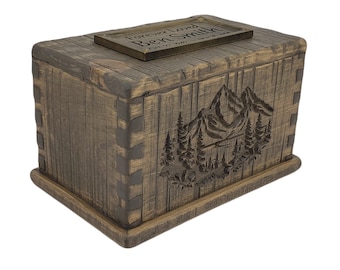 Urne ciselée de bûcheron rustique / Urne de crémation en pin fabriquée à la main / Urne en bois pour cendres humaines