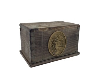 vintage urne à queue d&#39;aronde Char / urne funéraire artisanale en pin / urne en bois pour cendres humaines