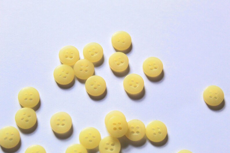 9mm Yellow Buttons
