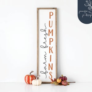 Frische Kürbisse auf dem Bauernhof | Herbst-Veranda-Leaner-Svg | Herbstliches Design | Vertikales Veranda-Schild | Herbst Veranda Zeichen | Erntedank SVG | PNG | DXF