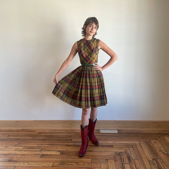 60s Fall Plaid Dress Full Skirt Fit and Flare Hig… - image 7