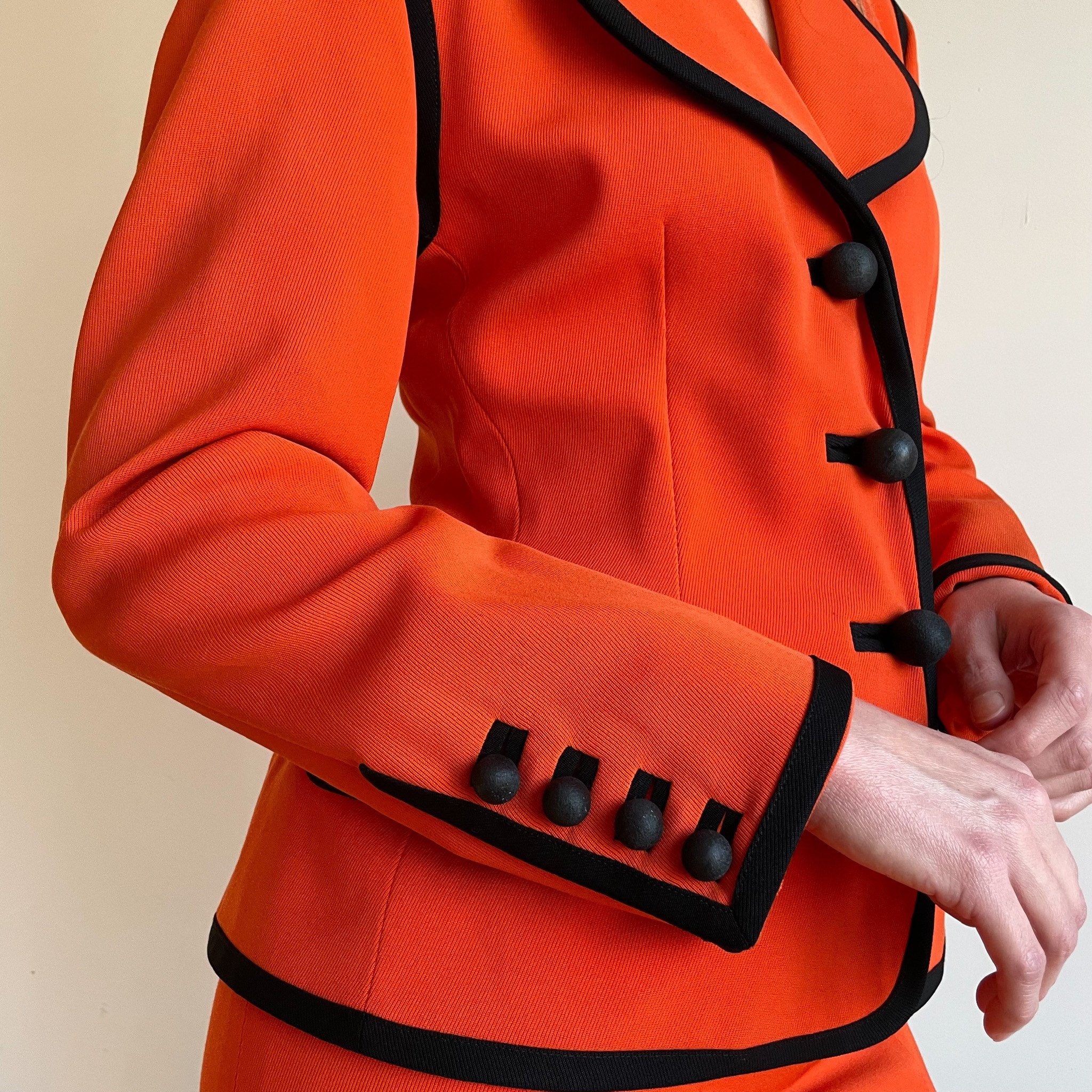 MOSCHINO CHEAPANDCHIC テーラードジャケット オレンジ 90s Moschino