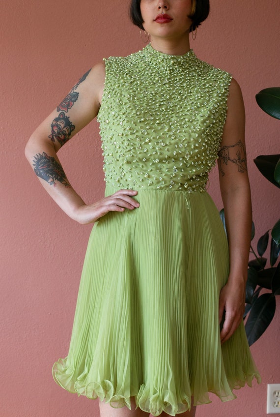 50s 60s Light Green Dress Beaded Pearl Crystal Hi… - image 5