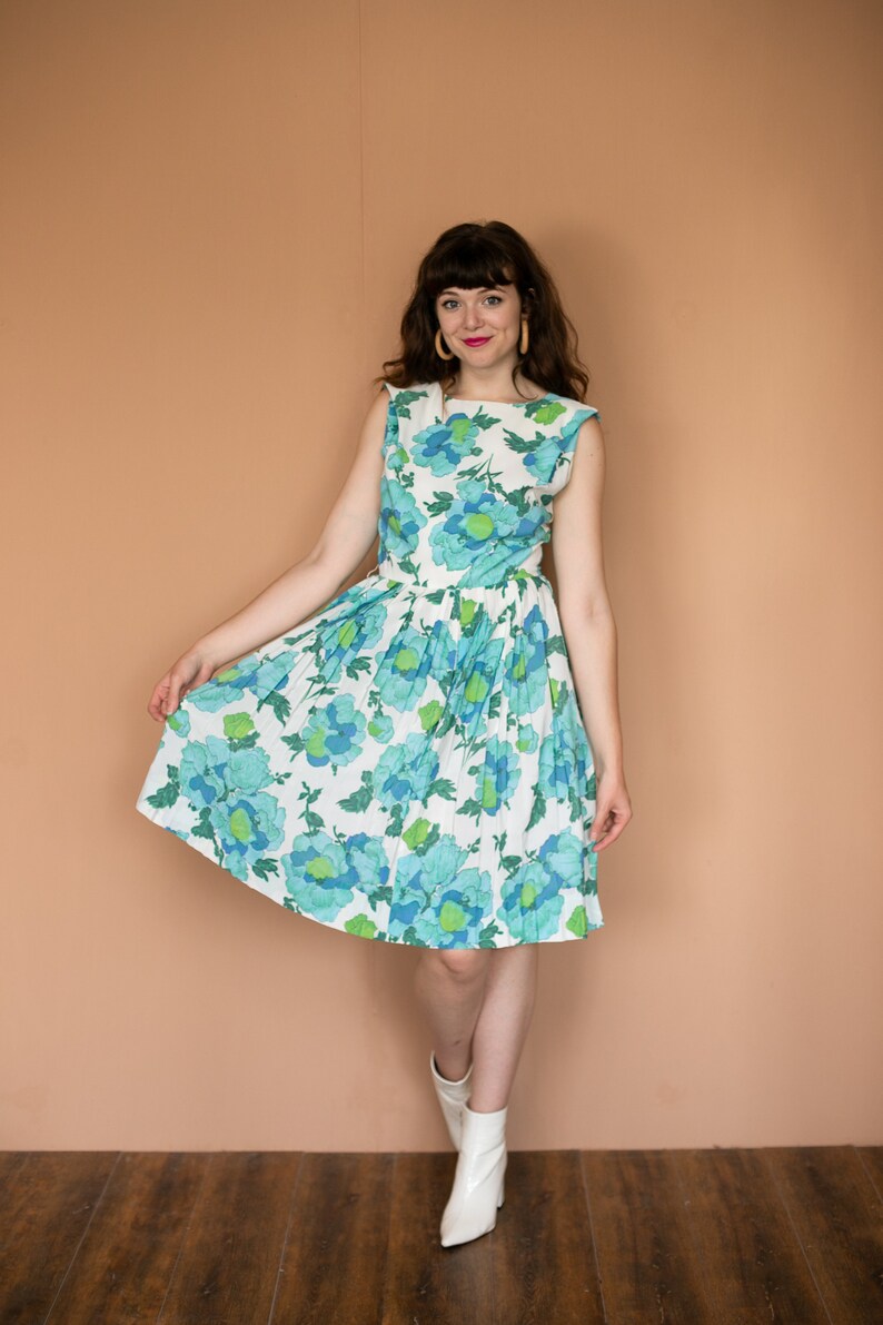 50s Floral Cocktail Dress Full Skirt Pleated Day Dress Sun Dress Green Blue Floral Print Dress 28 inch Waist