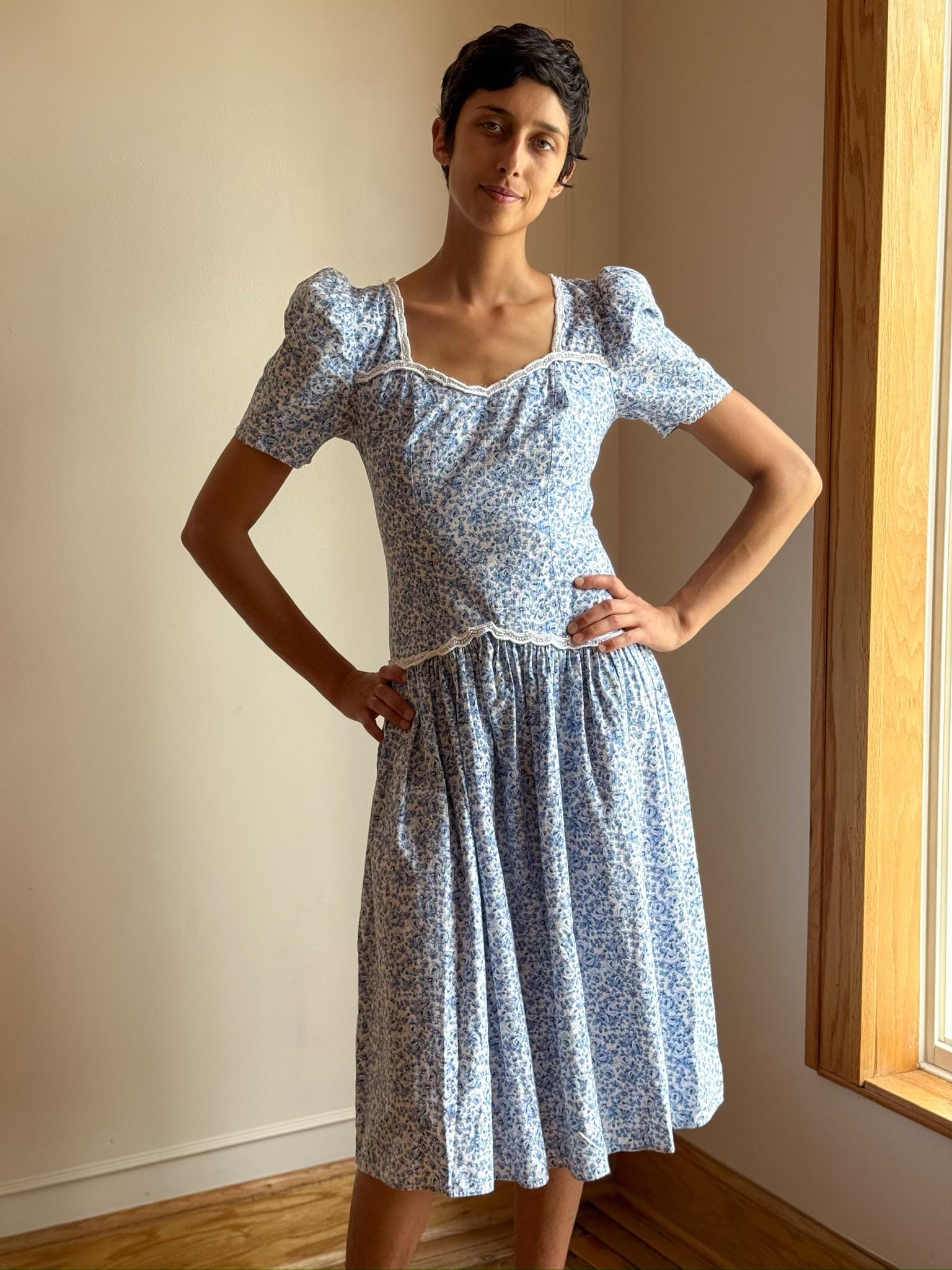 80s Blue Floral Cottagecore Dress - Puff Sleeve Sweetheart Neckline Keyhole Back - Small 80s Blue Floral Cottagecore Dress - Puff Sleeve Sweetheart Neckline Keyhole Back - Small