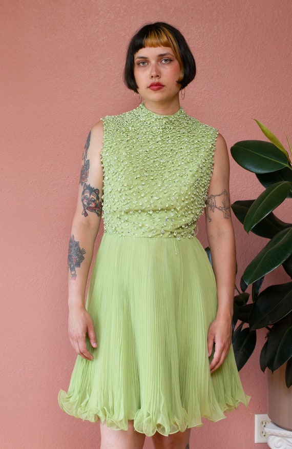 50s 60s Light Green Dress Beaded Pearl Crystal Hi… - image 6