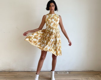 50s Fit and Flare Dress Full Skirt 