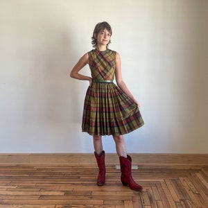 60s Fall Plaid Dress Full Skirt Fit and Flare High Neck Modest Green Autumnal Dark Academia Dress