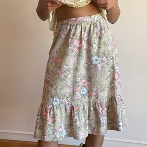 70s Ruffle Hem Western Hippie High Waist Skirt Pastel Calico Floral Printed Festival Skirt Pink Gray S