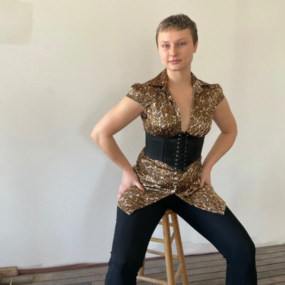 Y2K Guess Jeans Leopard Print Blouse – Deep V-Nec… - image 6