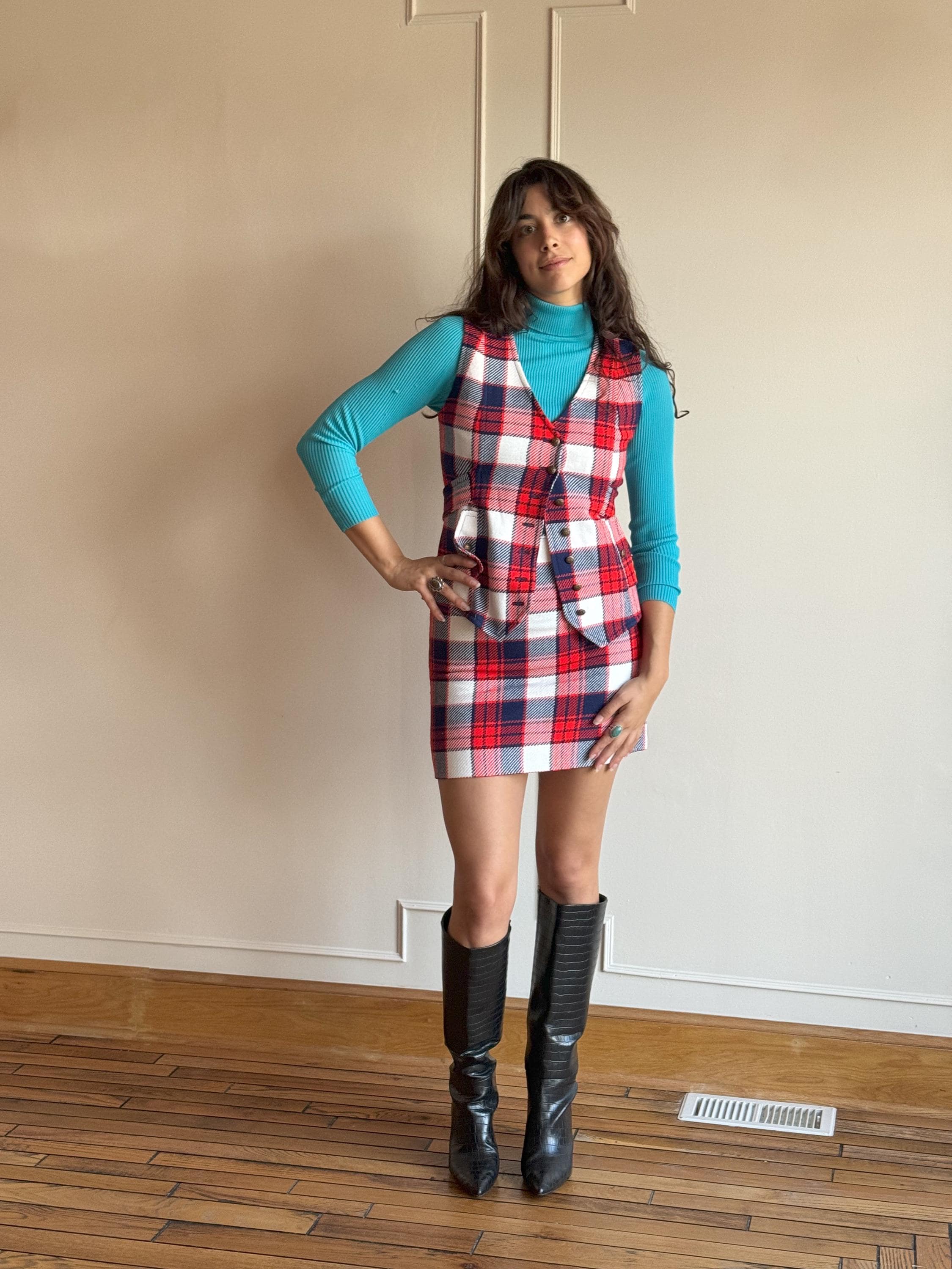 Vintage wool Danica Folk Style Vest and Skirt Set, One Size, Red and Blue Vintage 1970s/1980s Red and Green Plaid Vest and Skirt Set  main image 2