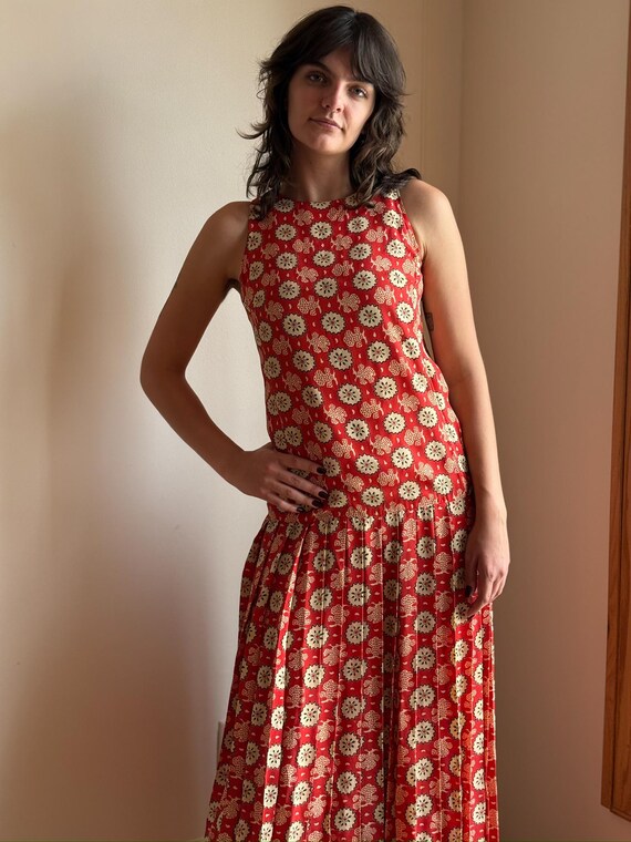 70s Hilda Carter Maxi Dress - Red Cream Pleated Rayon Sundress - S/M