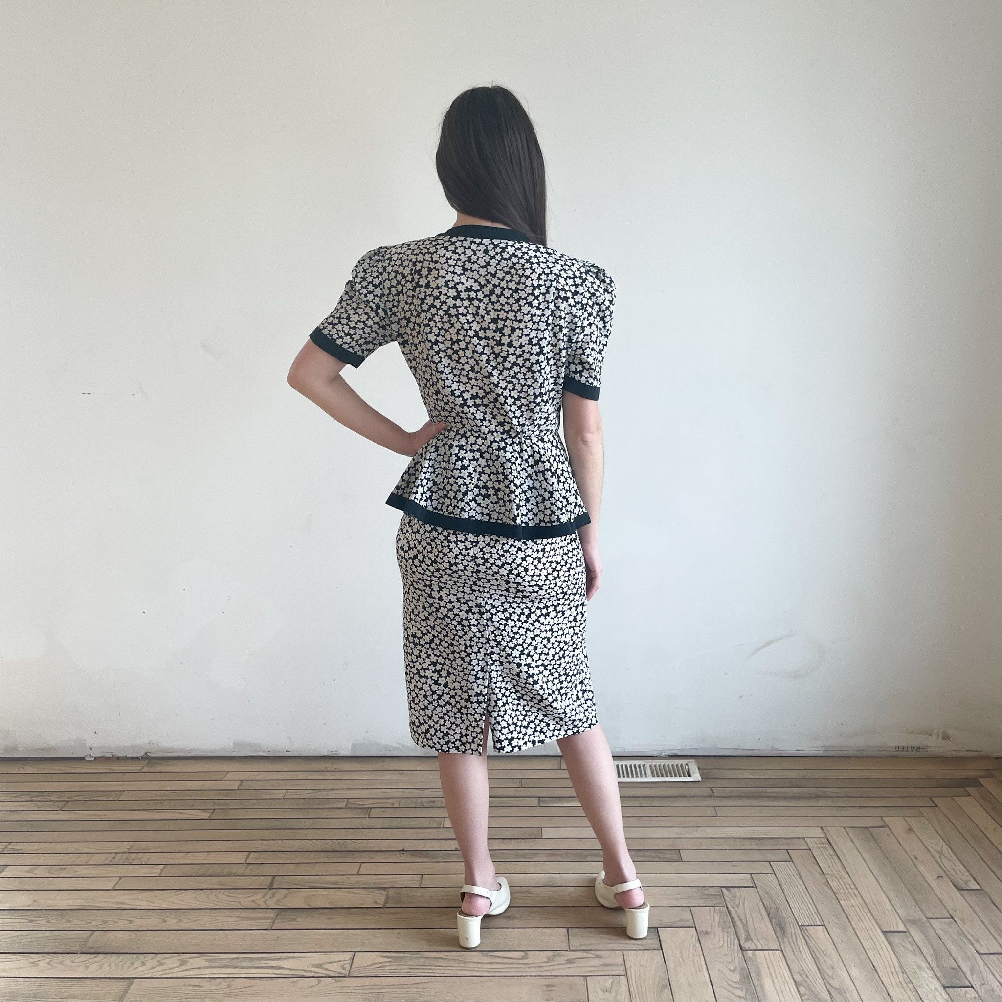 80s Matching Set Two Piece Flower Ditsy Floral Daisy Black