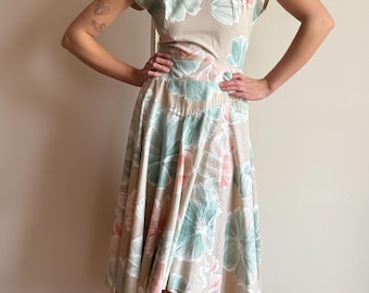 80s Pink Green Floral Fit and Flare Dress – Cap Sleeve & Circle Skirt