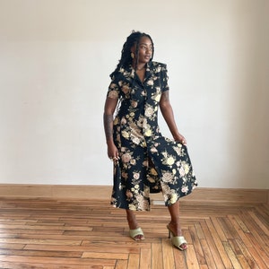 80s Dress Rose Print Midi Maxi Dress Black Gold Cream Floral Printed Dress Front Button Down Short Sleeve Collard Dress