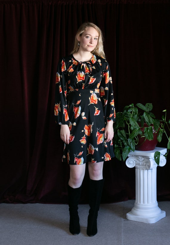 70s Tulip Floral Printed Hippie Dress Black & Ora… - image 2