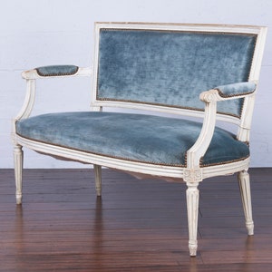 Antique French Louis XVI Style Painted Loveseat W/ Blue Velvet image 7