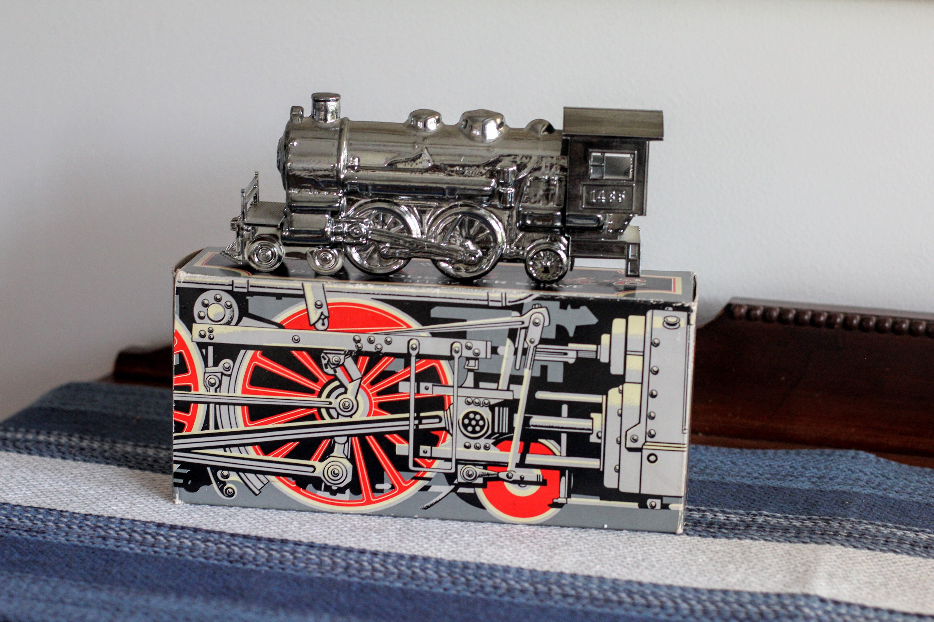 Avon the Atlantic 442 Steam Engine Deep Woods After Shave Bottle