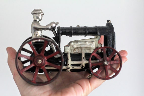 Antique metal cheap toy tractors