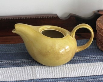 American Modern Russel Wright Chartreuse Tea Pot, Steubenville, No Lid