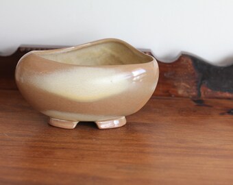 Frankoma Pottery Planter 234 in Desert Gold