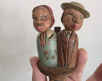 Vintage Old World Couple Cork Bottle Stopper, Made in Italy