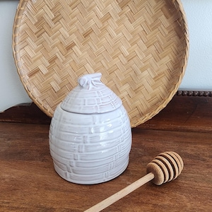 Witte Frankoma-honingpot met honingbijdeksel